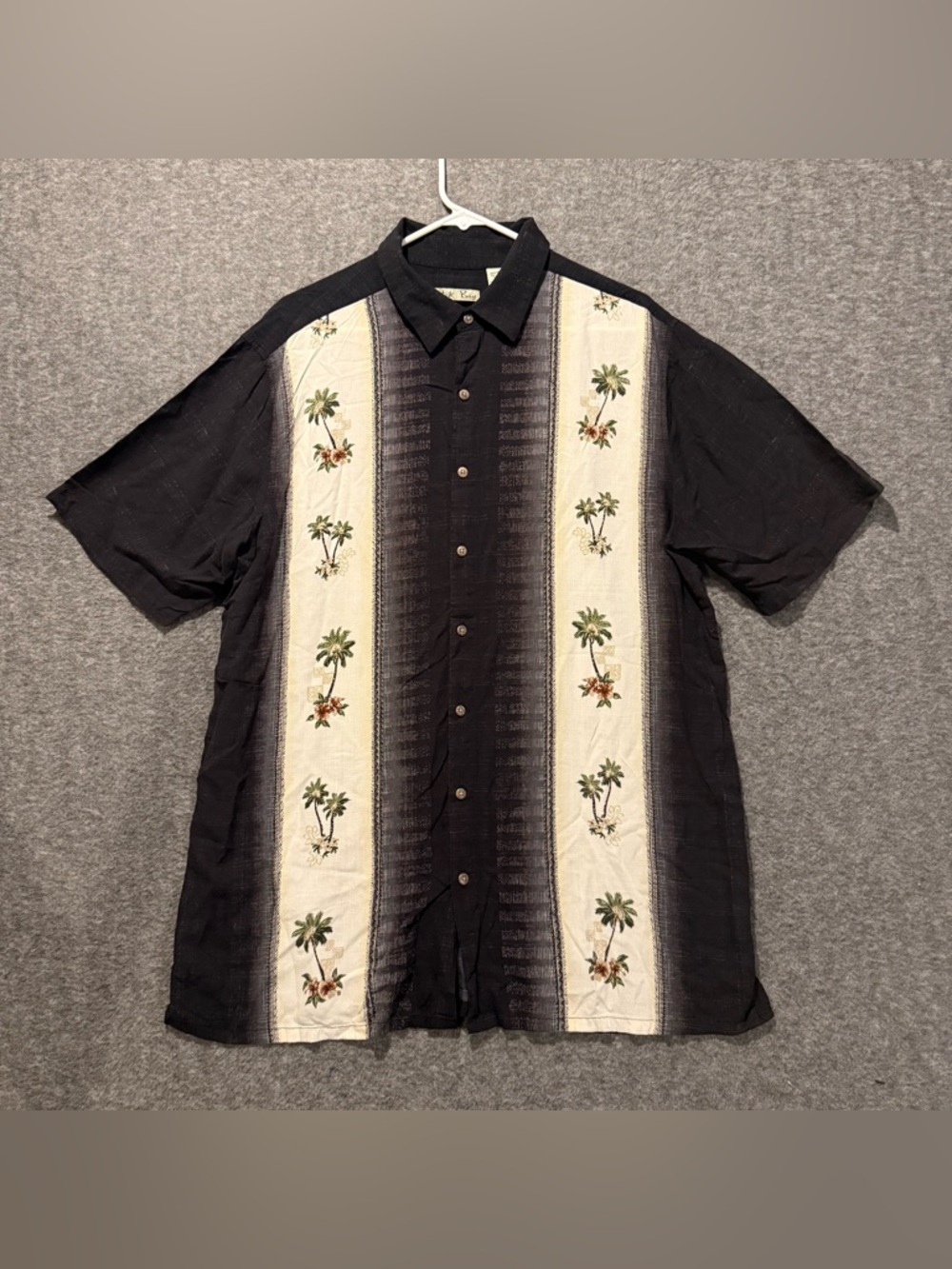 Batik Bay Hawaiian Shirt Mens XLT Rayon Silky Smooth Soft Button Up Black Stripe